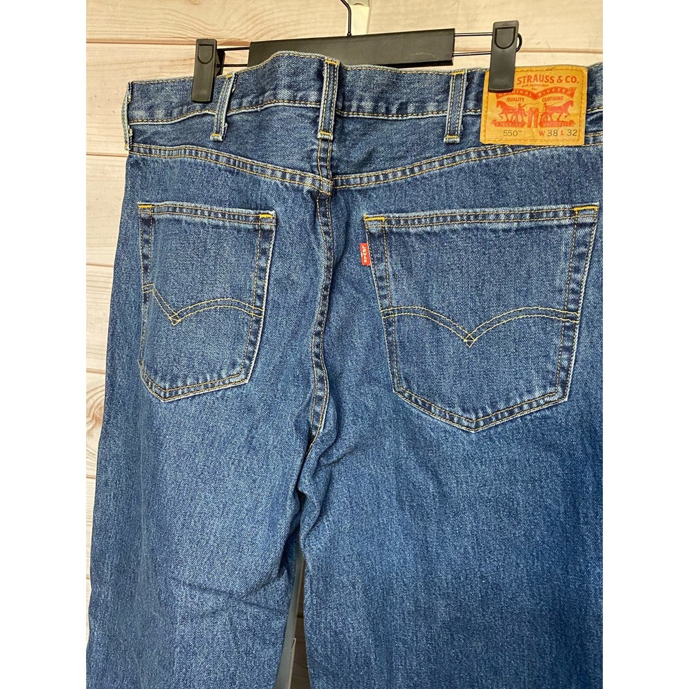 Levi's 550 Jeans 38x32 Mens Relaxed Fit Dark Stonewash 100% Cotton Tapered Leg - Picture 5 of 5